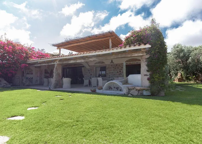 Cala Di Volpe - Con Vista Mare E Golf Club Villa *